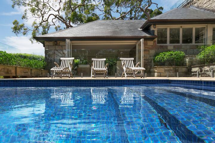 Historic Seaside Mansion on 1600sqm of land gallery image 3