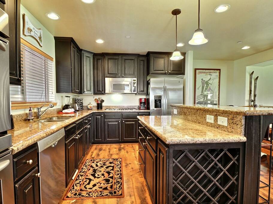 Gourmet Kitchen