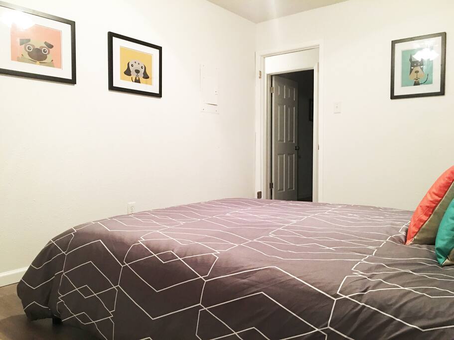 Bedroom #1 with a comfy queen size memory foam mattress