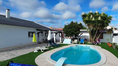 Maison Marinha Grande near Nazare,  beaches...
