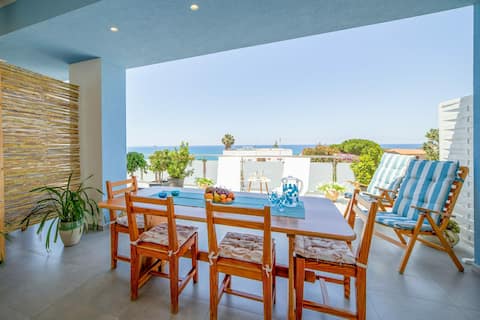 Comfortable sea view apartment