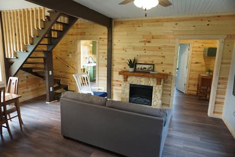 Backyard trails and Lake Hayward!