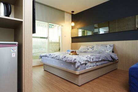 Ximending, quiet, newly refurbished