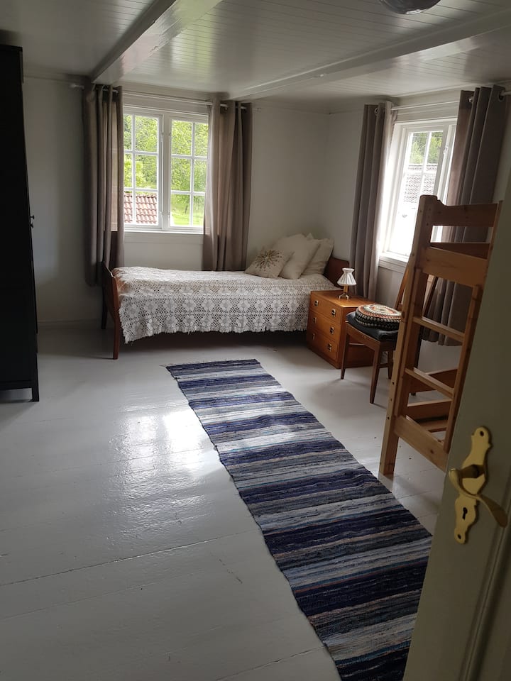 Chumba cha kulala (Salen 1)