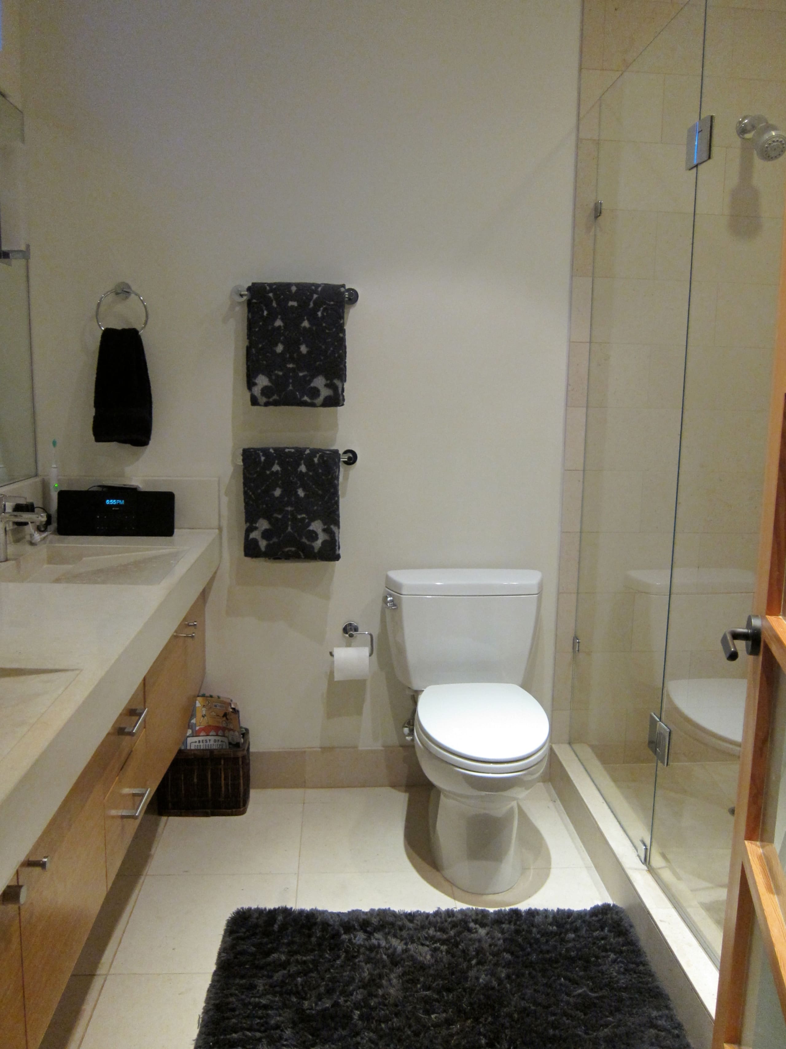 Home in San Francisco · ★4.93 · 3 bedrooms · 3 beds · 2.5 baths - Image 10