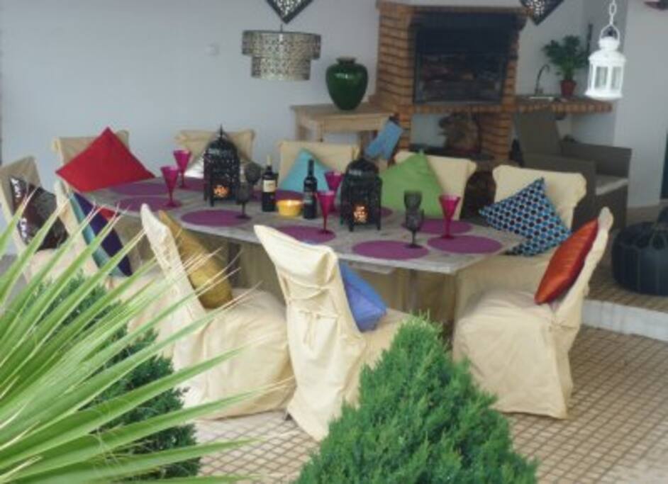 covered barbecue area