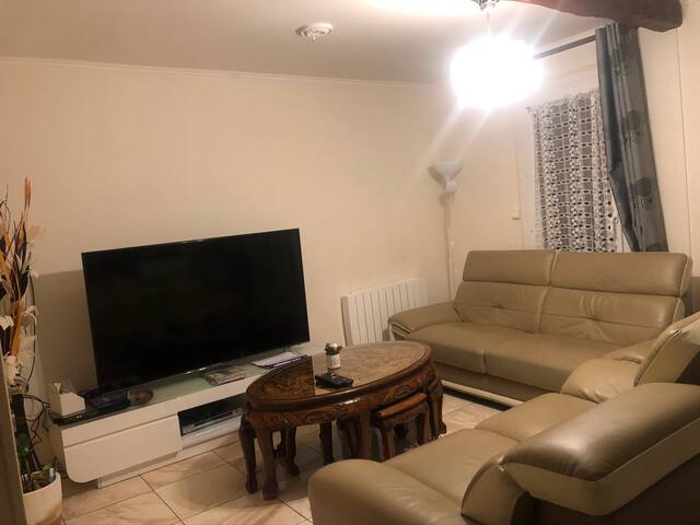 Chambre dans maison à Bondoufle