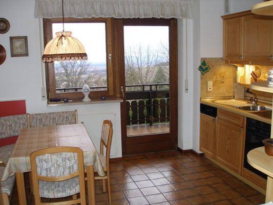 Küche Markgräfin mit Balkon und Eckbank, Spülmaschine