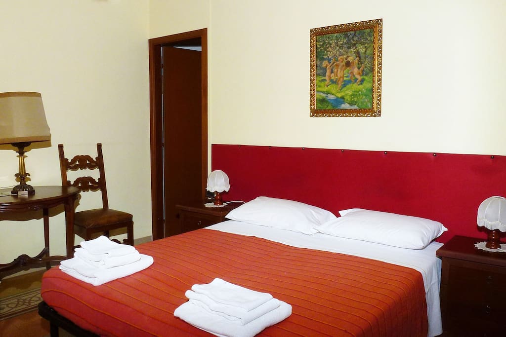Camera da letto 1 con bagno privato interno
