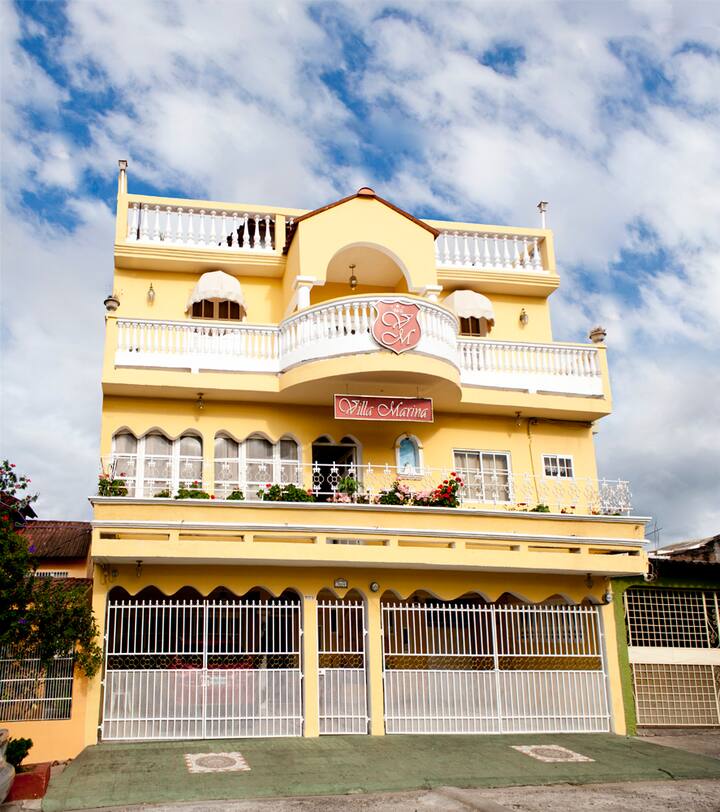 Villa Marina B&B Houses for Rent in Tegucigalpa, Departamento de