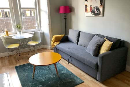 Bright and cosy Merchant City flat