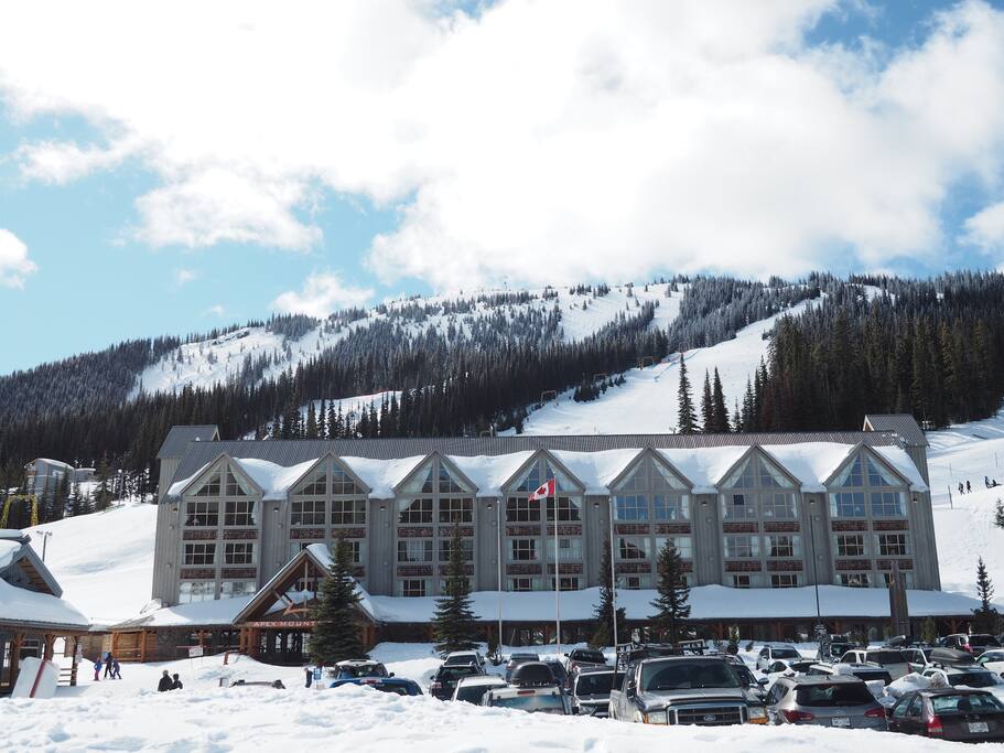 Apex Mountain Inn