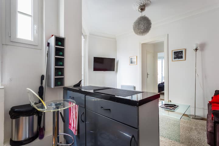 Cosy 2 rooms Oberkampf