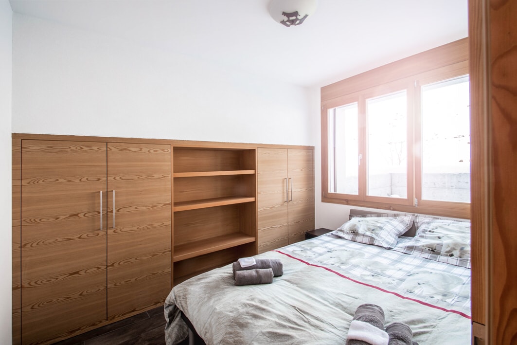 Chumba cha kulala1 (kitanda kikubwa cha watu wawili)