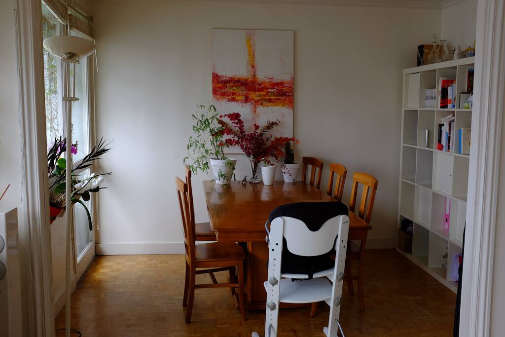Le coin salle à manger / dining room