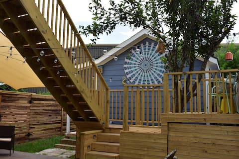 THE DECK ROOM