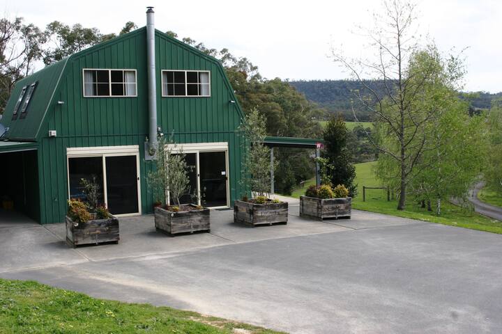 The Barn at Charlotte’s Hill. gallery image 2