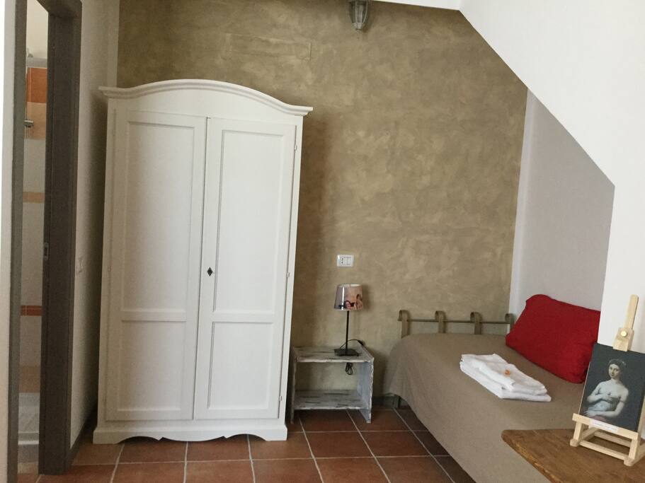 Camera “Raffaello” con letto singolo