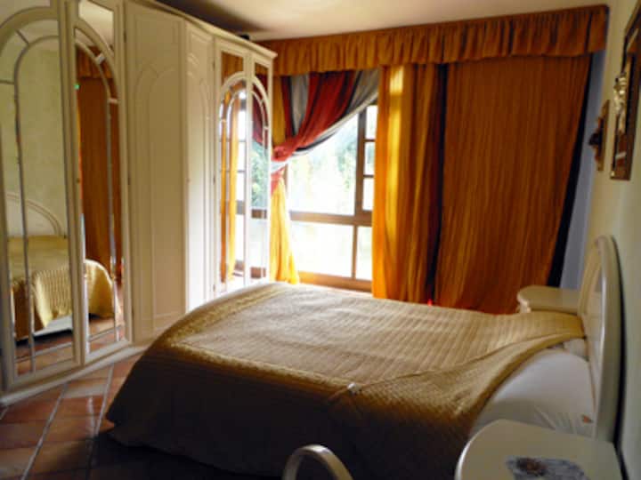 Chumba cha kulala cha Antonia