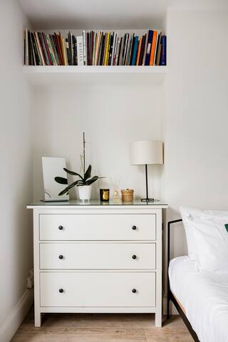 Stylish Victorian House with Private Patio in West London gallery image 2