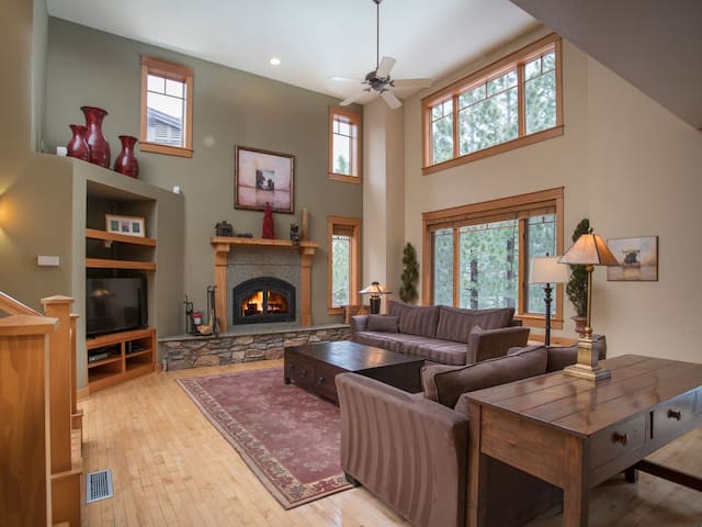 101 Great Escapes managed Airbnb listing 3