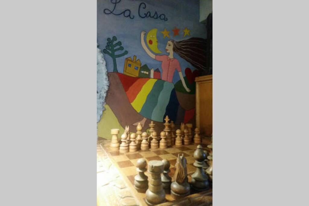 一起下西洋棋 let's place chess together!
