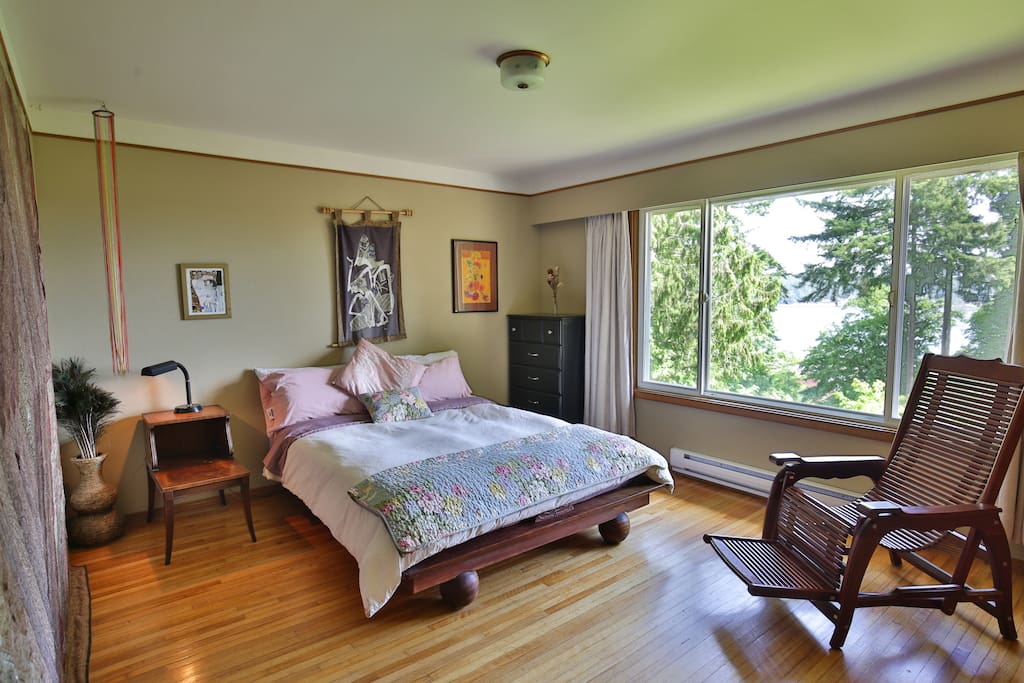 Main bedroom