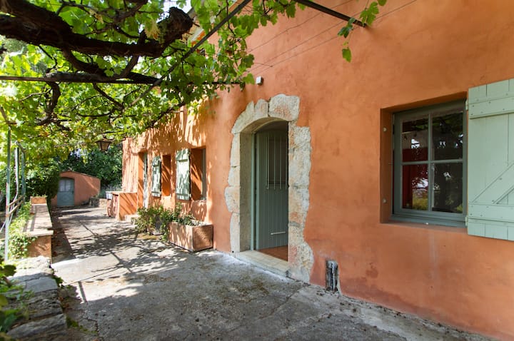 Mas De Charme Longo Mai De 1822 - Grasse