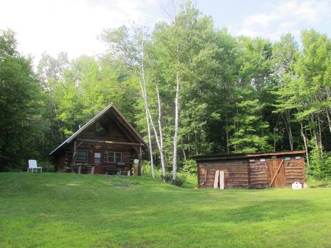 Cozy Cabin on 10 acres in Vermont