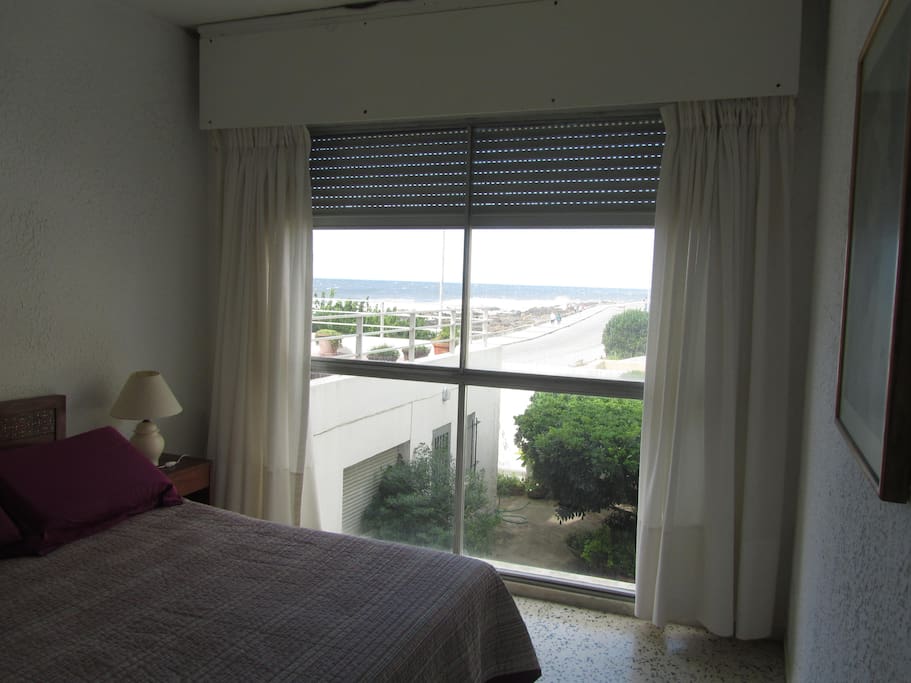 Habitación con vista al mar.