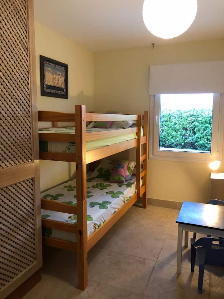 غرفة النوم 2