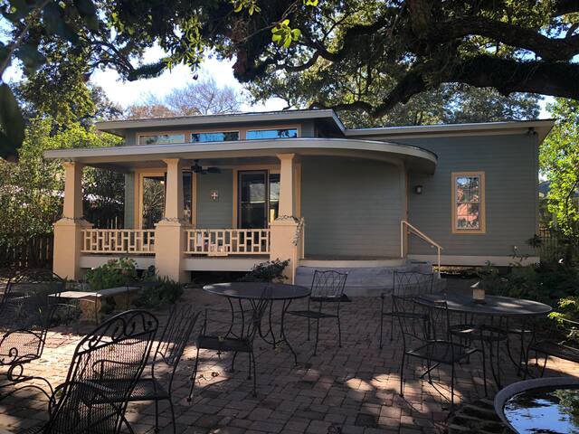 Airbnb Lafayette Vacation Rentals Places To Stay