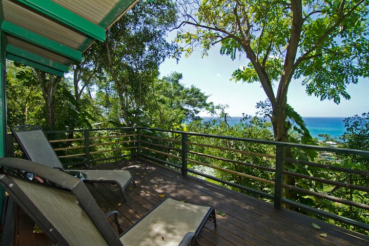 Sunset Beach Treehouse Bungalow !!!