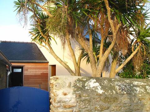 Charming sea view house, 2 people, Lampaul, Ushant
