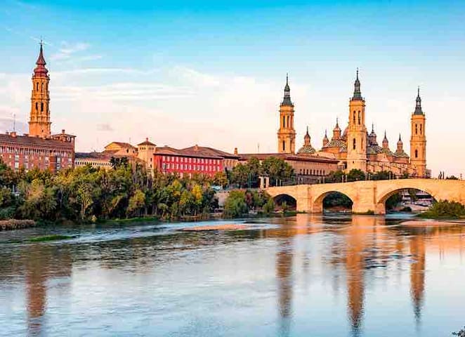 Zaragoza: la ciudad de las dos catedrales