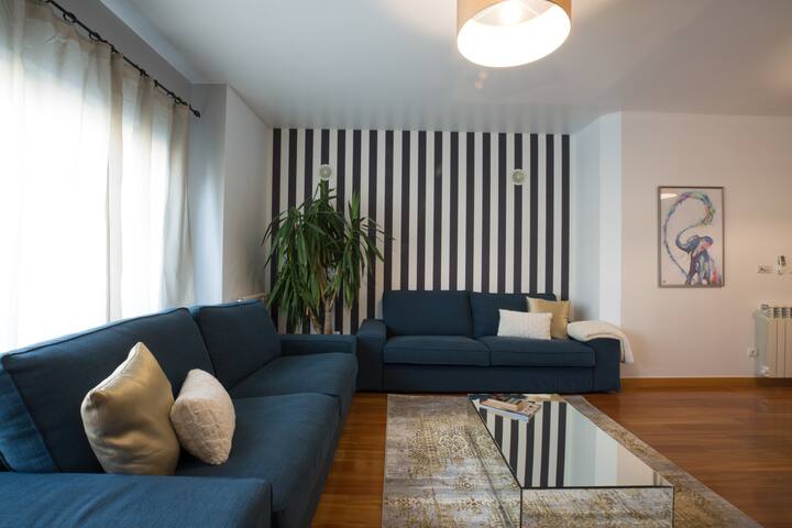 Picoas Duplex Penthouse/5 rooms/Air conditioning gallery image 4