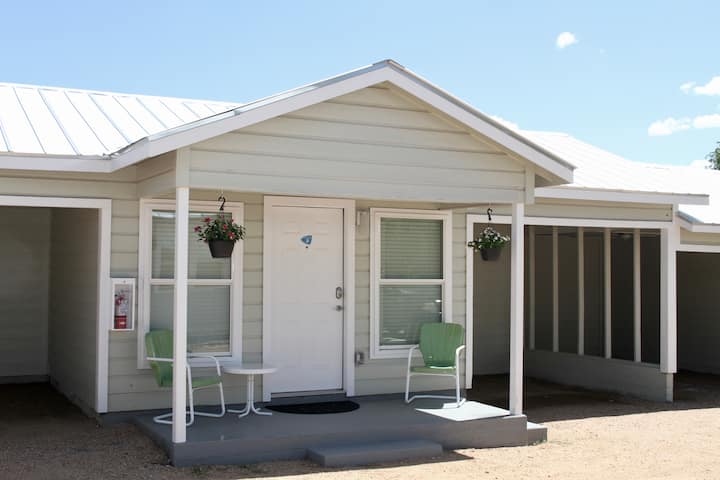 River Trail Cottages Motor Court 2 Boutique Hotels For Rent In Kerrville Texas United States