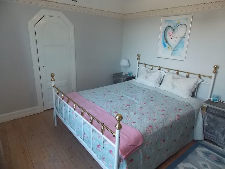 ห้อง 23 เตียงนอน