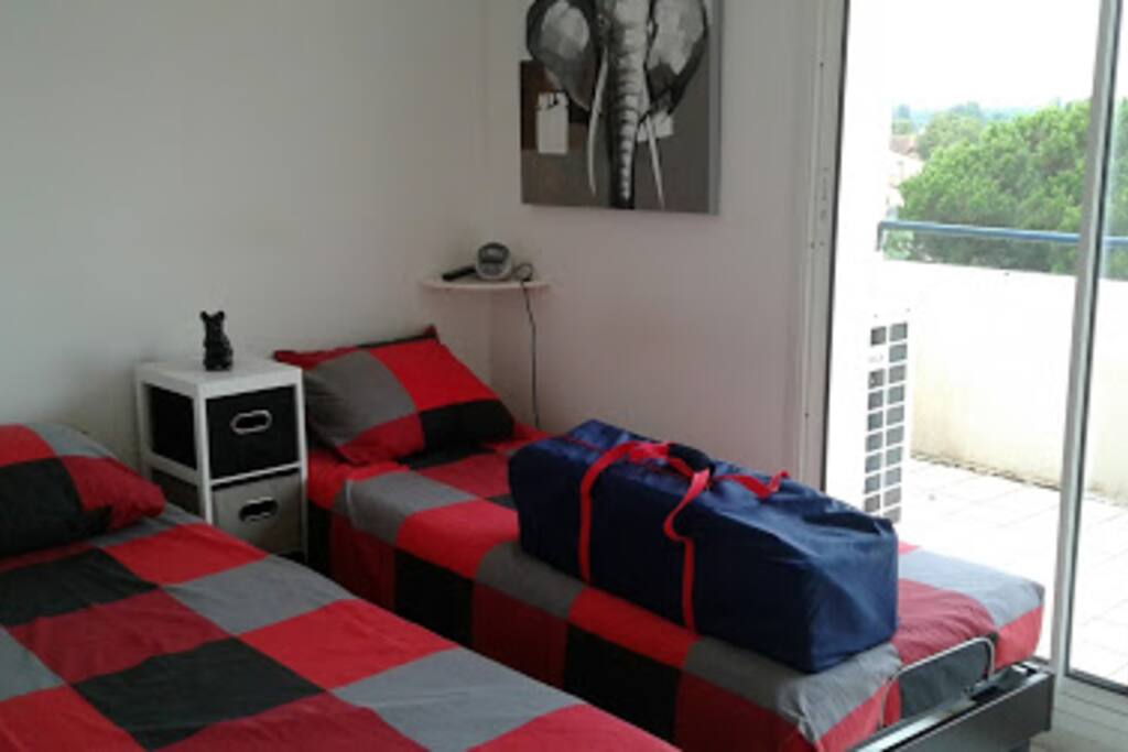 Chambre avec TV et clim