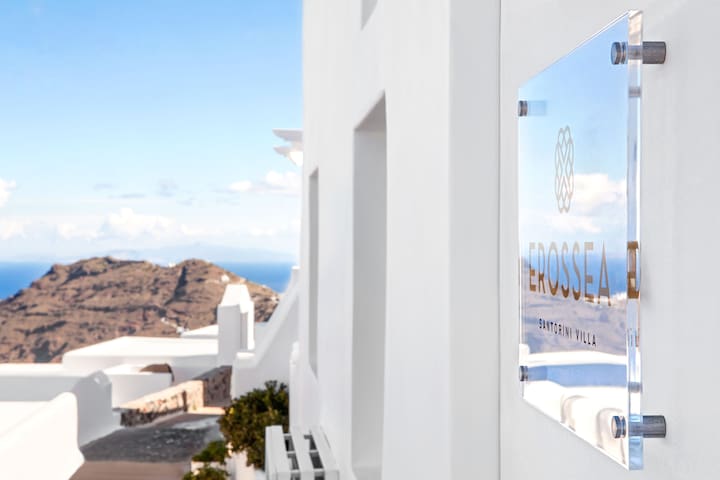 Erossea Villa Santorini / Suites level Caldera gallery image 5