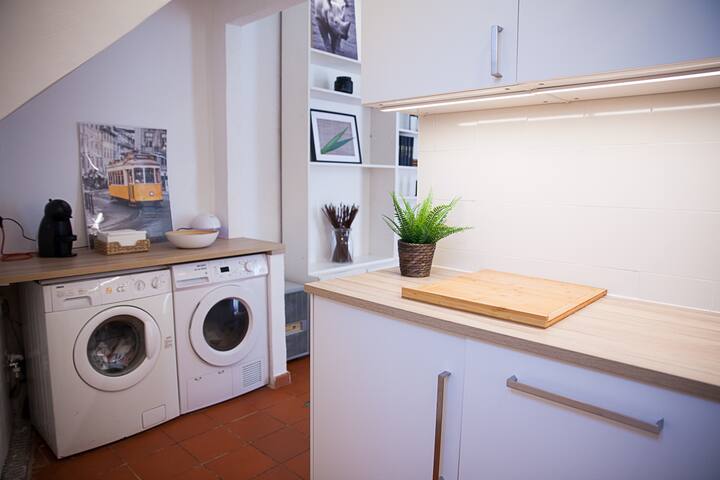 MontEstoril Spatz – 2 min walk from the beach gallery image 4