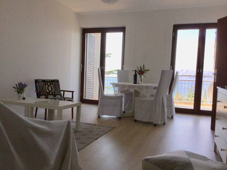 Living room wonderful see view