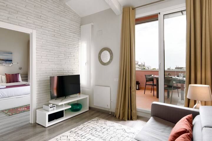 Mercedes Heritage-2 Bedroom Apartment with Terrace gallery image 4