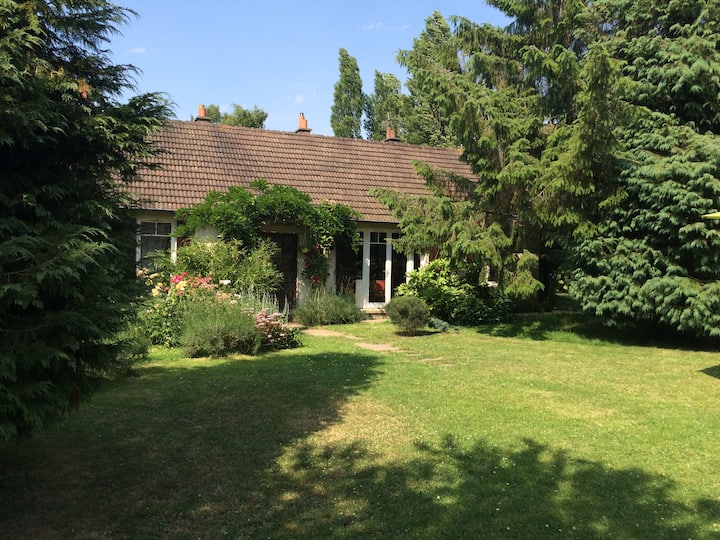 Maison Familiale De Plain-pied Sur Beau Jardin - Houlgate