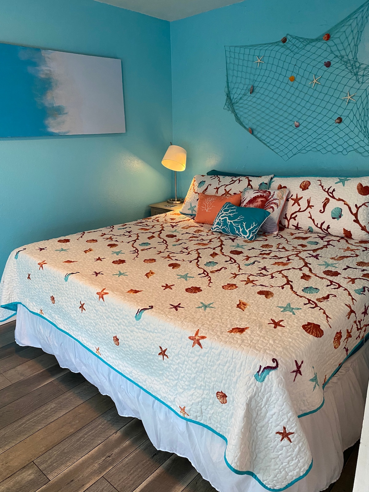 Bedroom 4 in Unit #1 with KING size bed and TV with ROKU