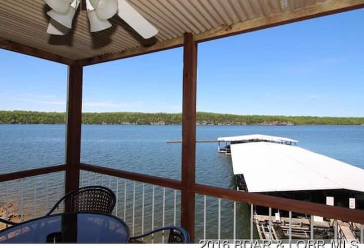 Lakefront Breakwater Bay 2br / 2ba Alquiler 6 Noches Y Obtenga Una Gratis!  ¡Canal Principal! - Camdenton, MO