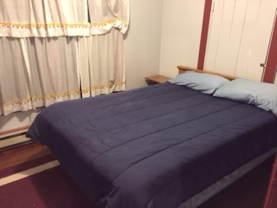 Bedroom - Full