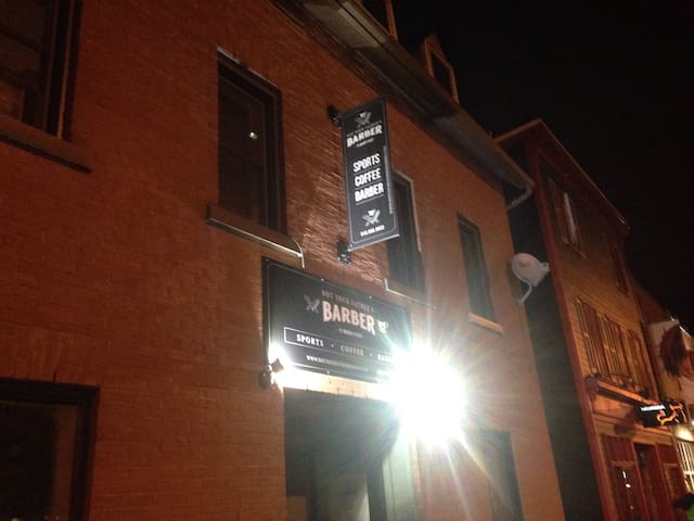 Private Room in Byward Market