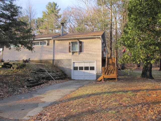Convenient Getaway Near the Adirondacks