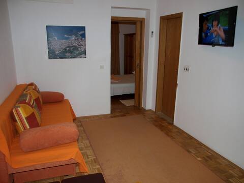 Successful Airbnb property: 2 room apartment for 2 people APP3 in Makarska